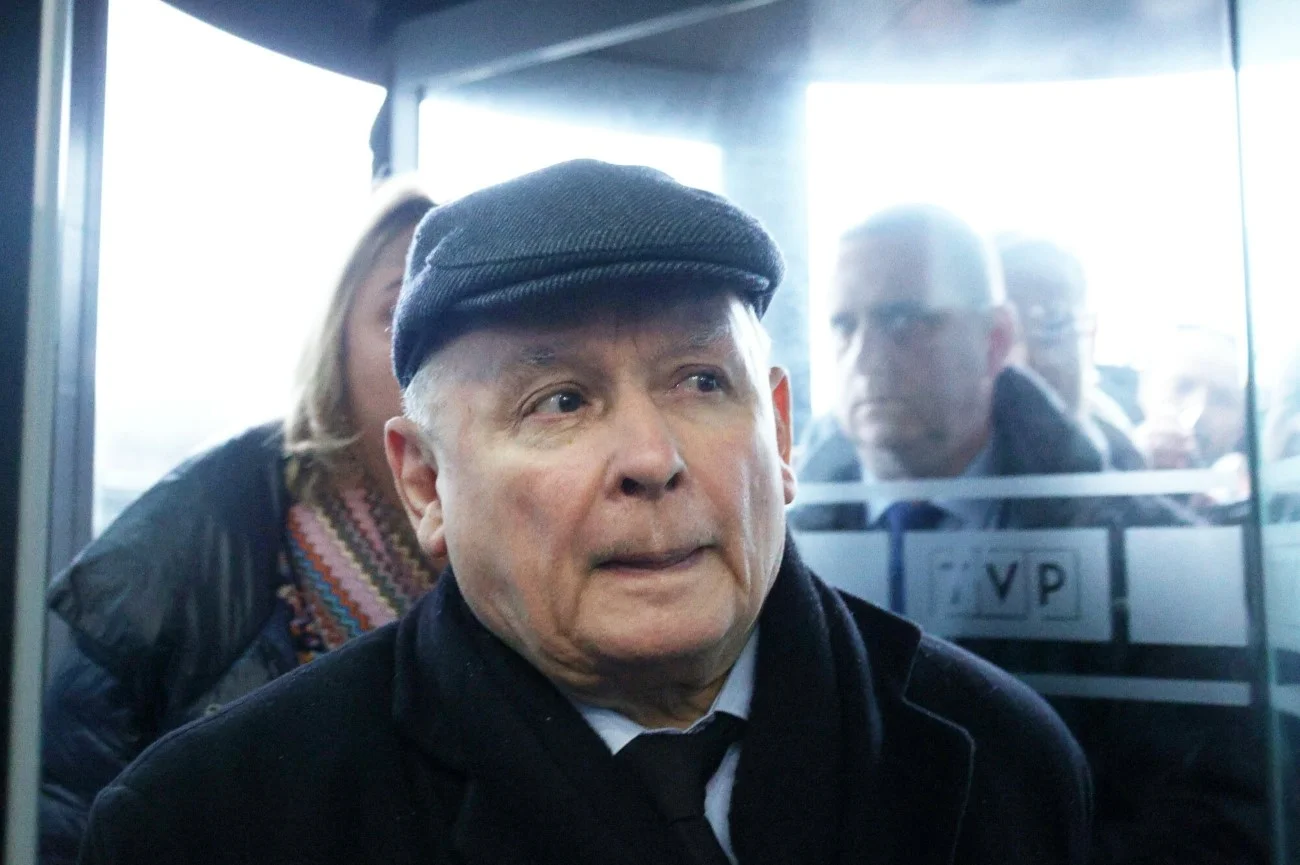 Poseł Jarosław Kaczyński z interwencją w siedzibie TVP.