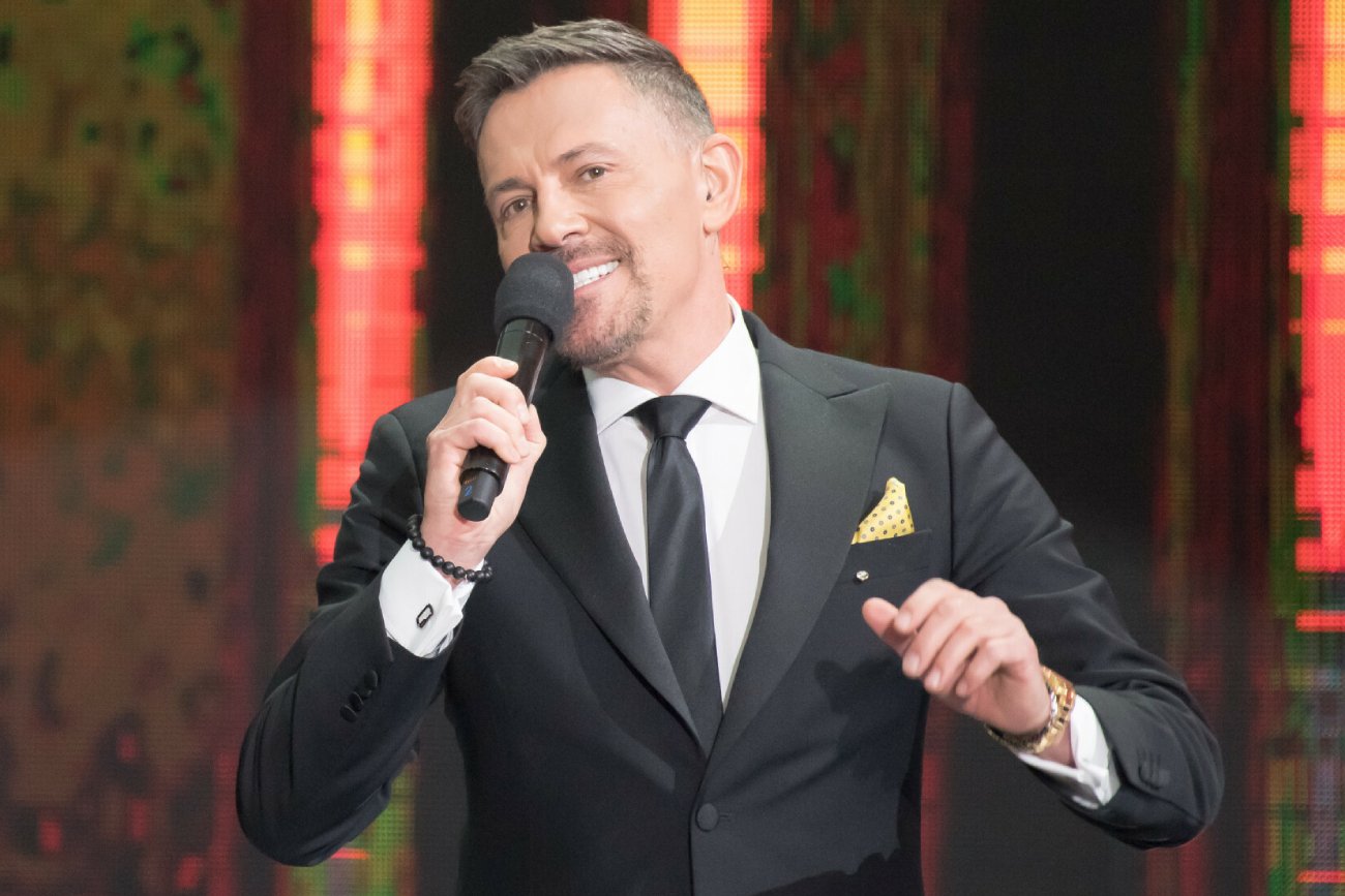 Krzysztof Ibisz utarł nosa tabloidowi. Uciął plotki o fortunie za swój ślub