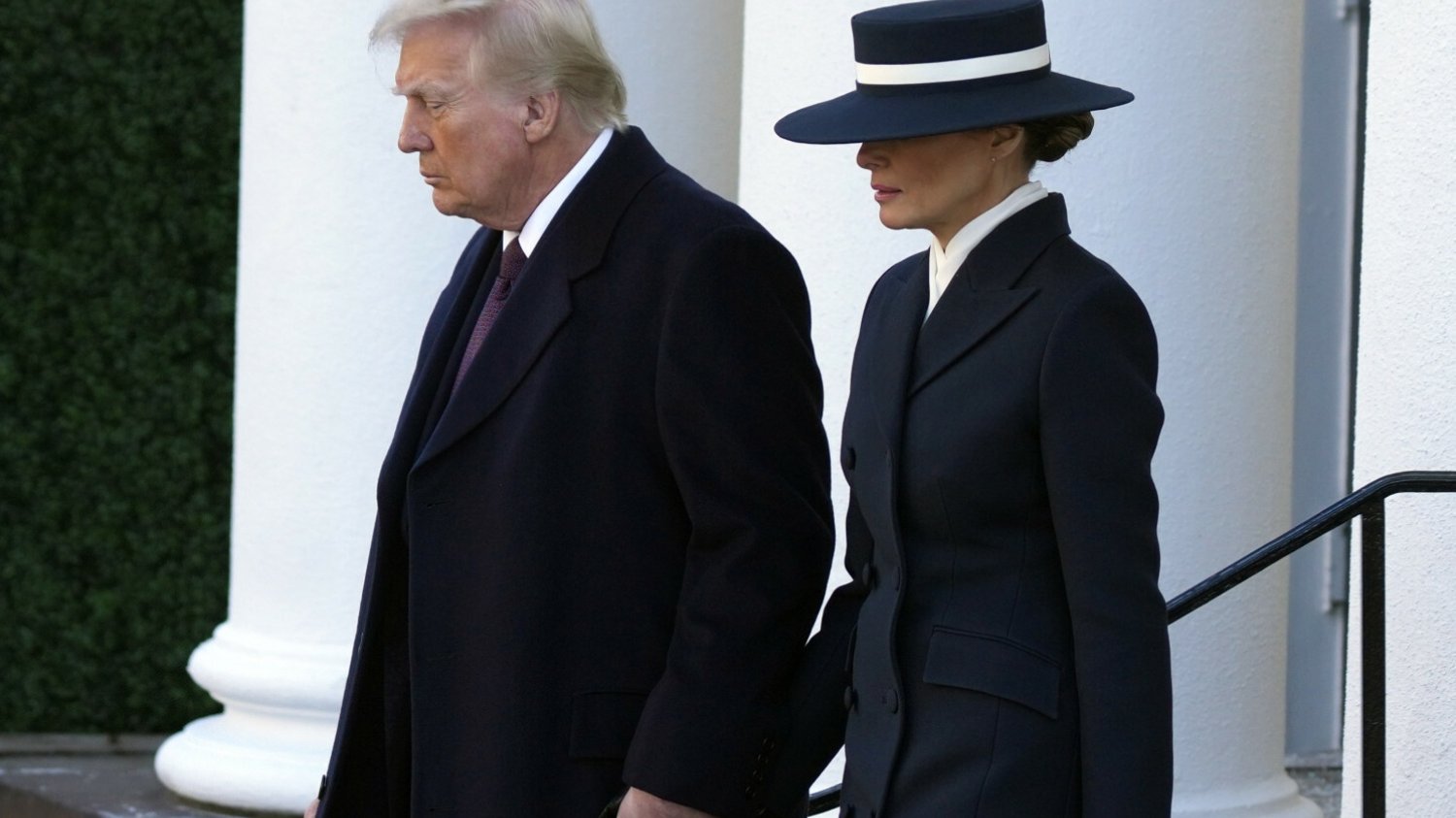 Melania Trump wraca w wielkim stylu. Jej strój na inaugurację ma nietypowy dodatek Melania i Donald Trumpowie przed ceremonią zaprzysiężenia