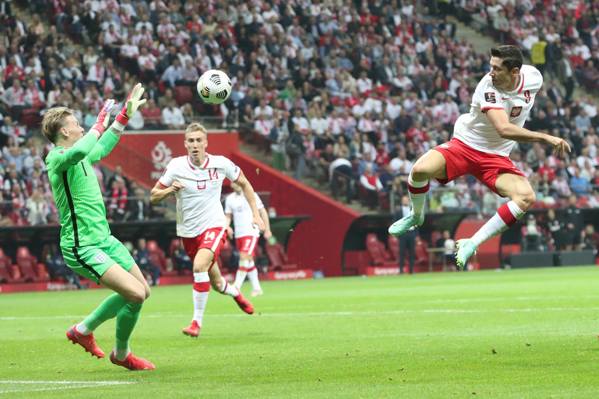 Robert Lewandowski w ten sposób mógł strzelić gola przed przerwą