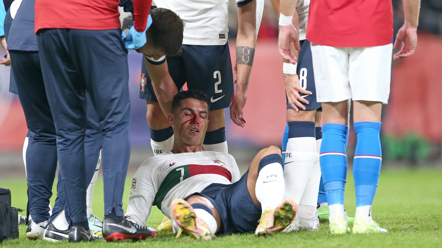Cristiano Ronaldo we krwi, ciężko zapłacił za triumf Portugalii. Sensacyjna wpadka Hiszpanii