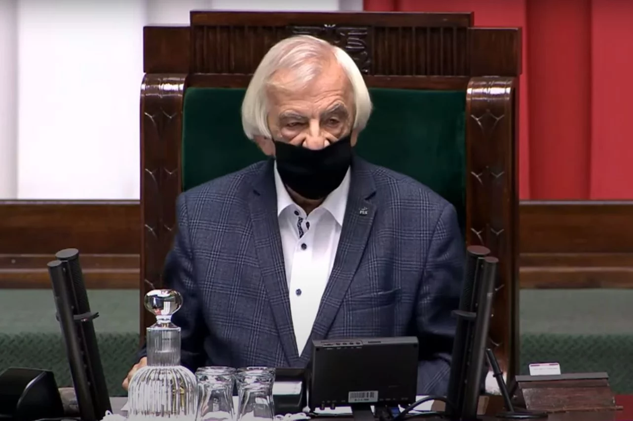 Ryszard Terlecki był wyraźnie zirytowany po porażce PiS ws. tzw. projektów covidowych.