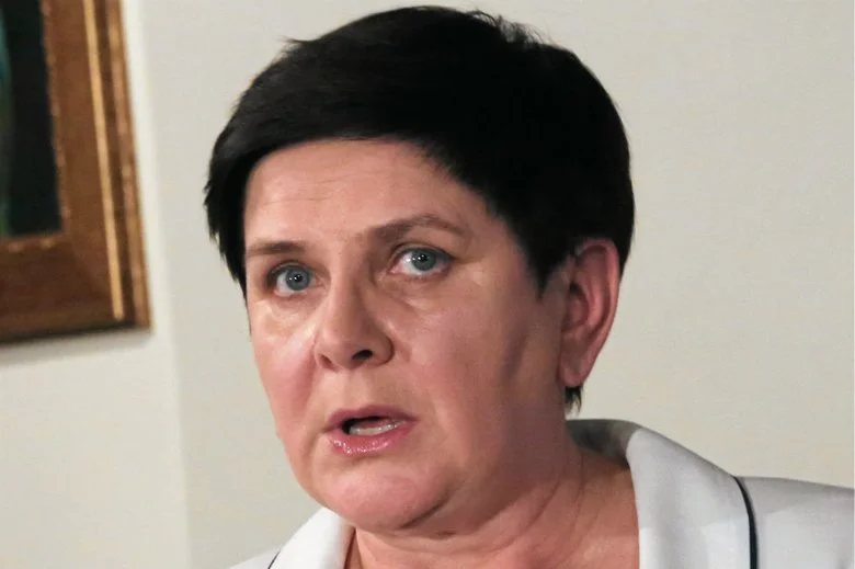 Beata Szydło kolejny raz przegrała głosowanie i nie będzie szefem komisji spraw społecznych i zatrudnienia.