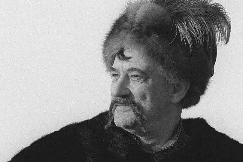 Bohdan Stupka jako Bohdan Chmielnicki na planie "Ogniem i Mieczem"