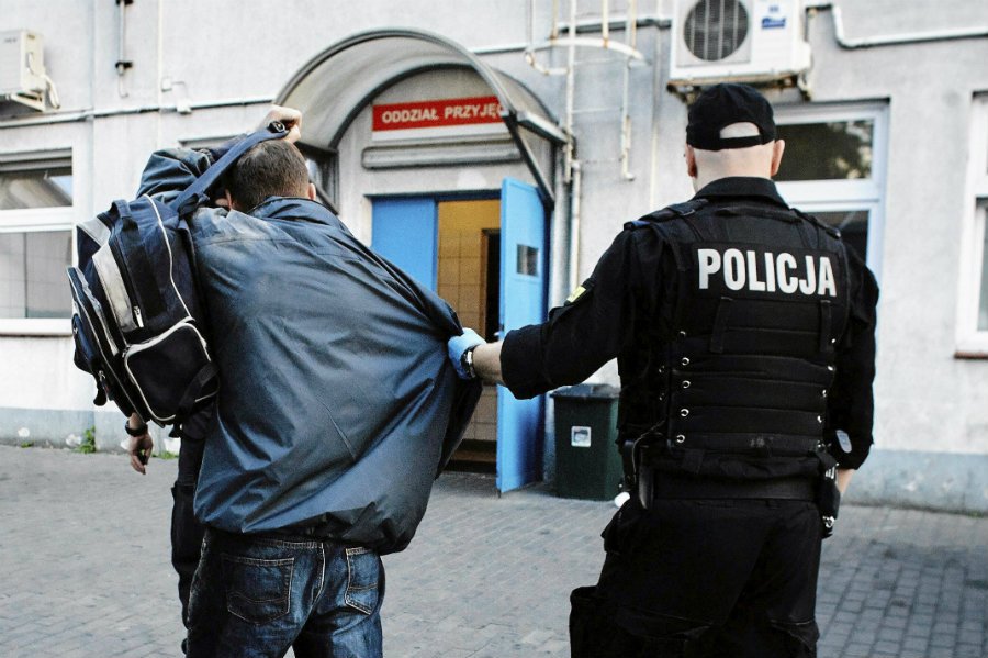 Kompletnie pijany sędzia jednego z lubelskich sądów trafił do izby wytrzeźwień. Miał 2,3 promila alkoholu w organizmie.