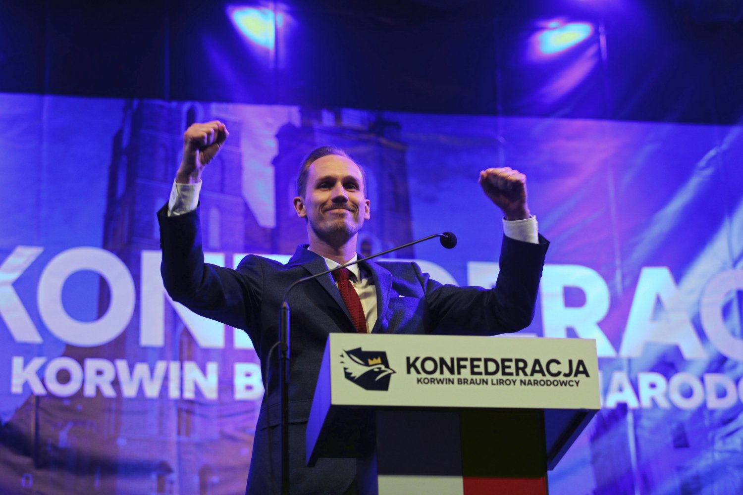 Konrad Berkowicz – poseł Konfederacji – mówi o "problemie bezkobiecia".