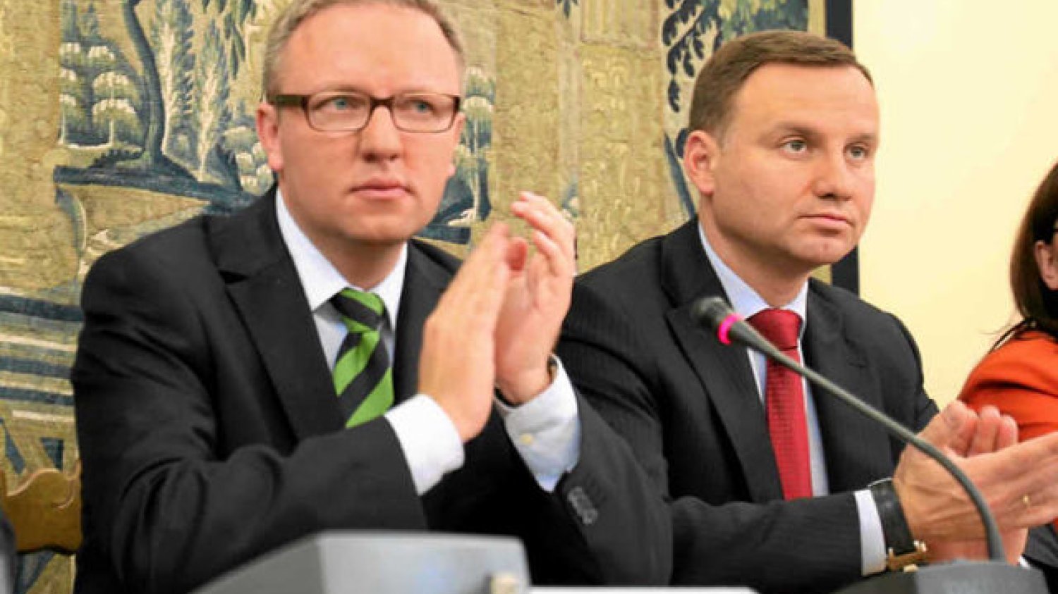 Krzysztof Szczerski z Kancelarii Prezydenta odpiera zarzuty ministra Waszczykowskiego. Zaprzecza, by prezydent celowo opóźniał podpisywanie nominacji ambasadorskich.