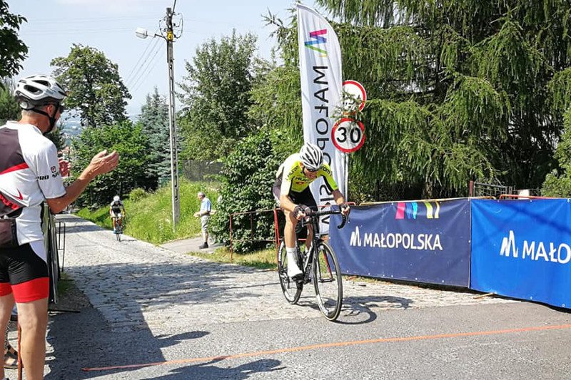 Polski kolarz walczy o życie w szpitalu.