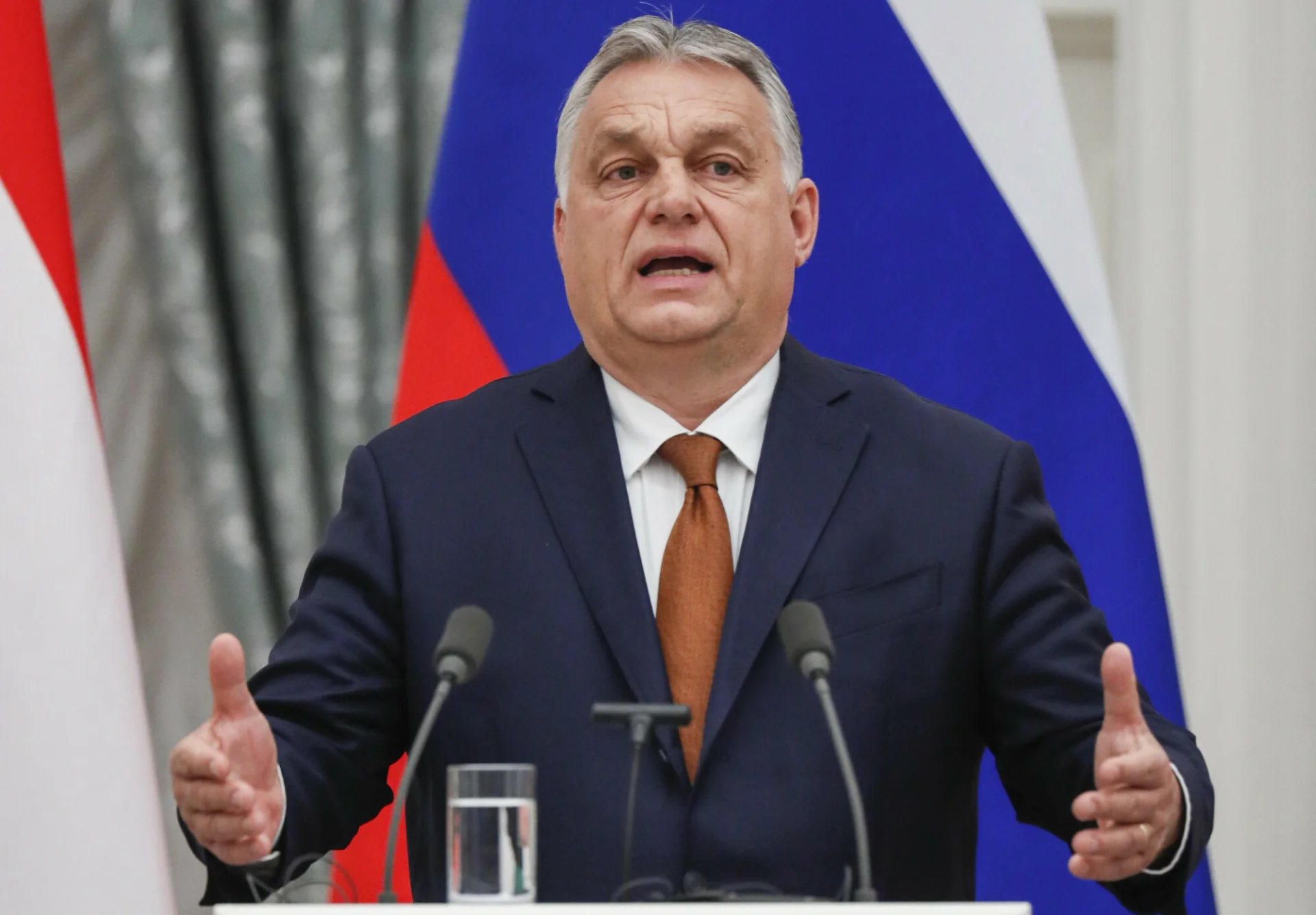 Jak donosi Reuters, Węgry zamierzają poprzeć stanowisko UE dotyczące nowych sankcji na Rosję.