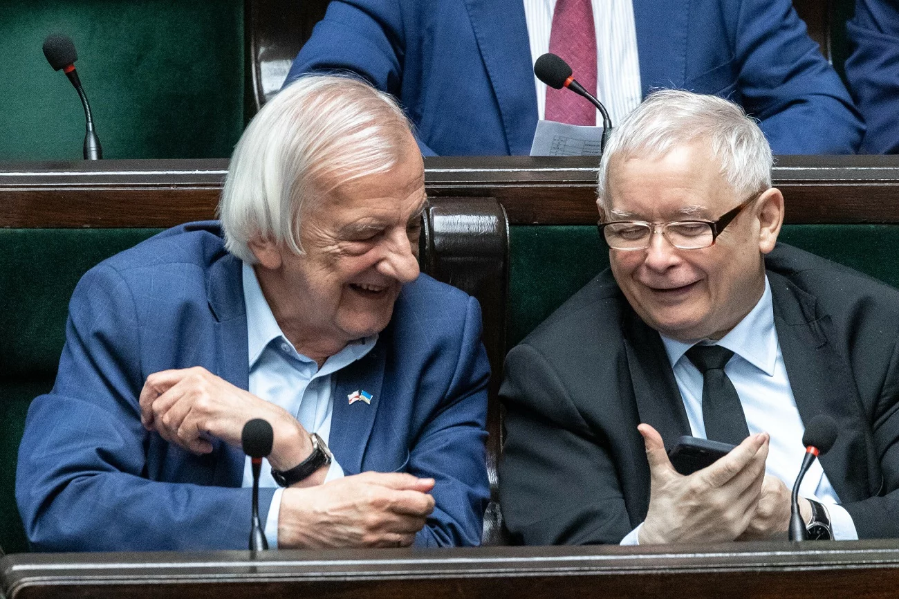W tym sondażu PiS na pewnym prowadzeniu.