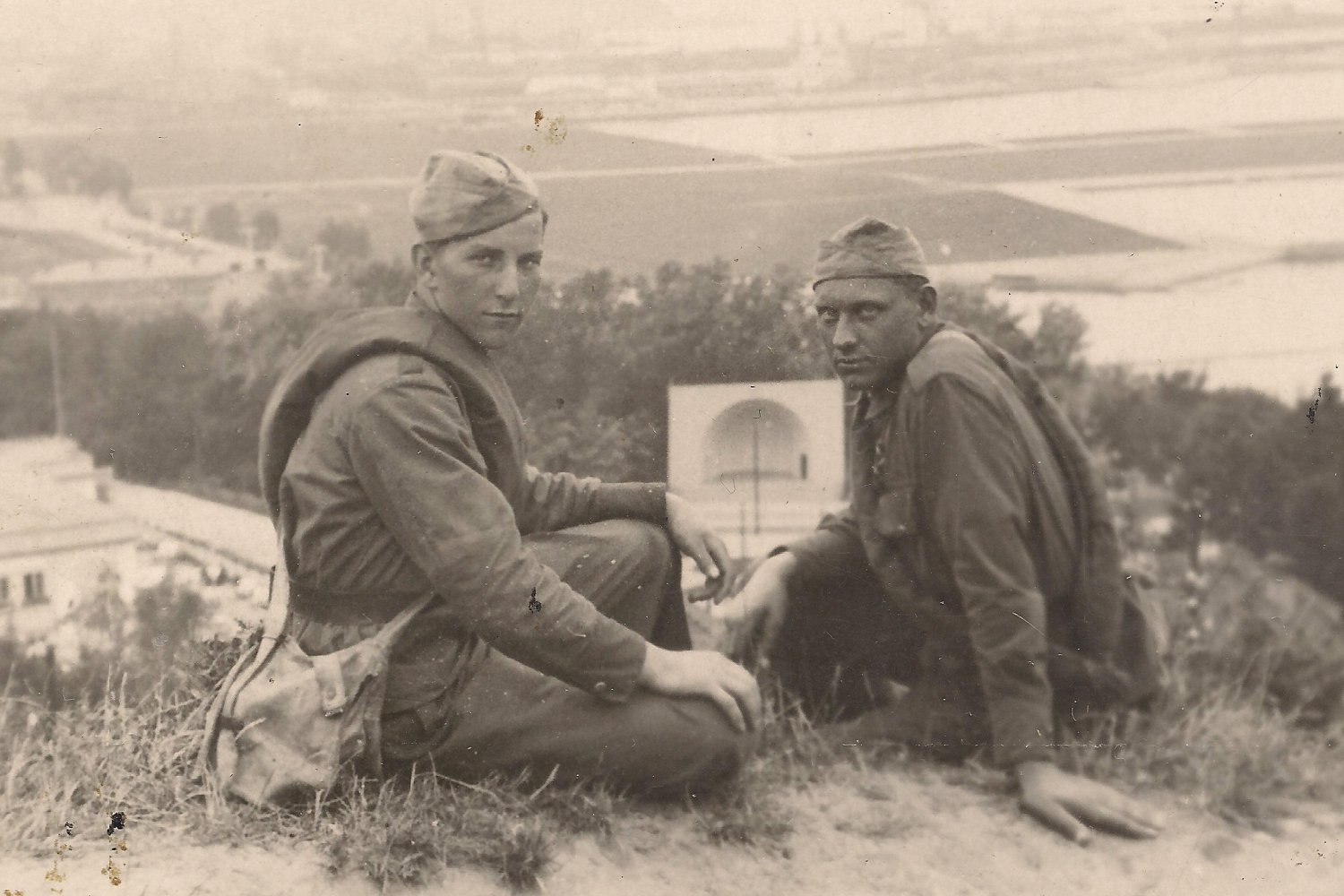 Po lewej Leon Król.