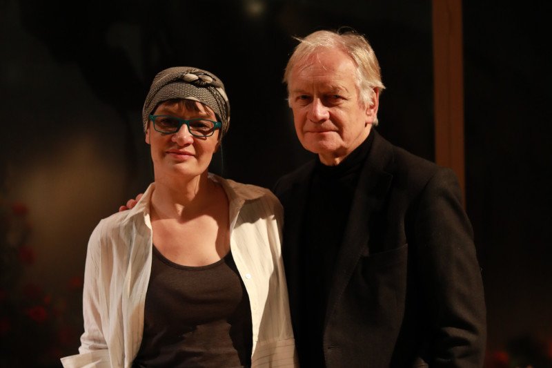 Wśród zaszczepionych poza kolejnością są Maria Seweryn i Andrzej Seweryn.