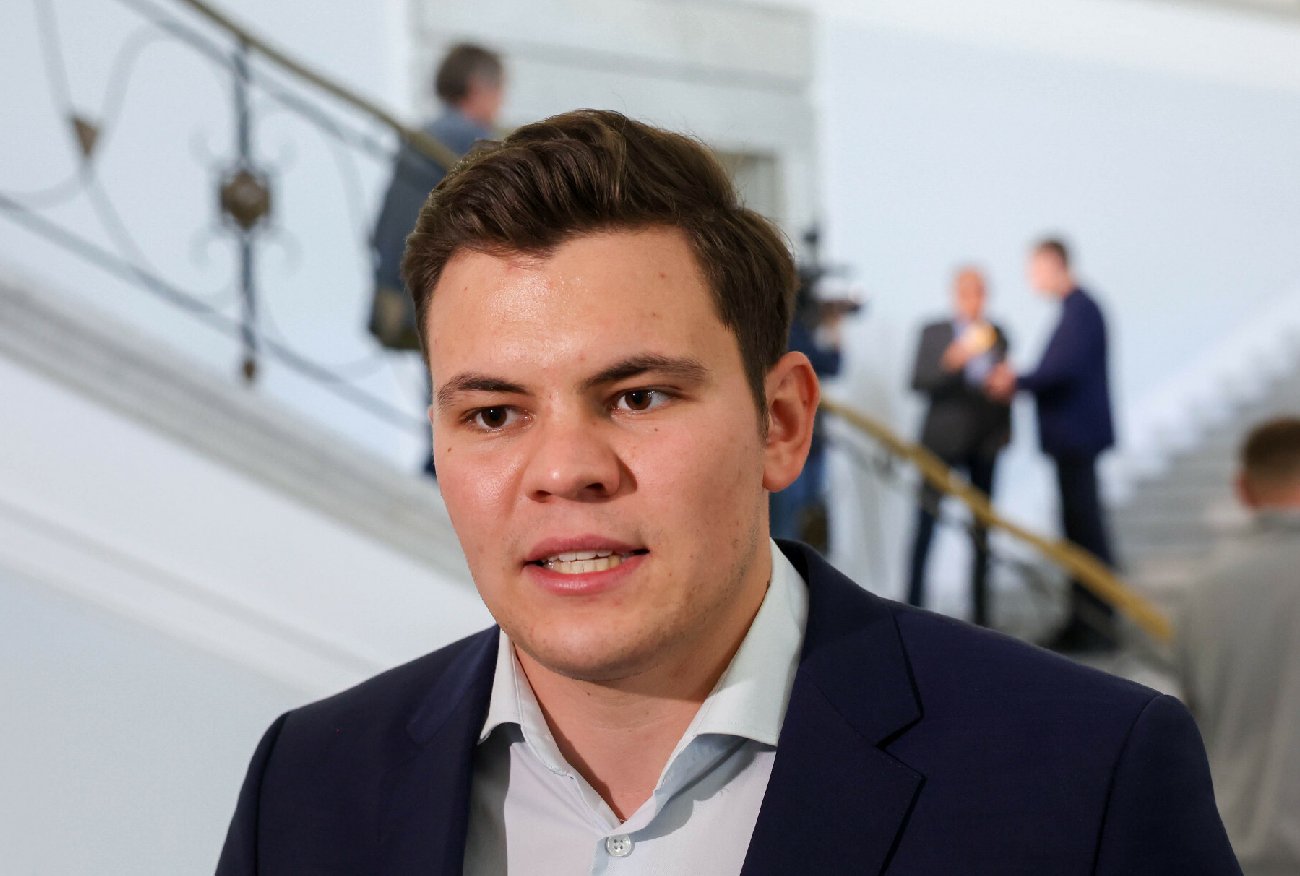 Adam Gomoła w "Faktach po Faktach". Polityk Hołowni przerwał milczenie.