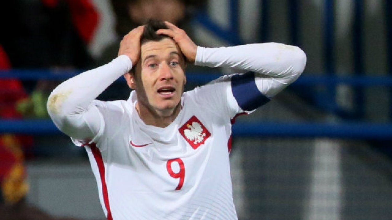 Oszust w dzielnicy Poznania Piątkowie zapłacił stuzłotówką z Robertem Lewandowskim.
