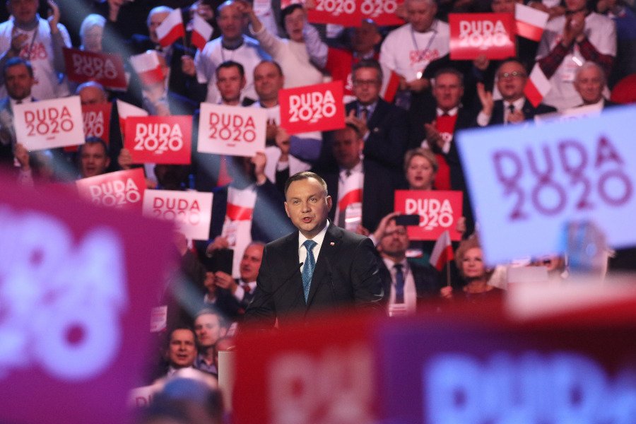 Na konwencję PiS w Warszawie przybyły tłumy