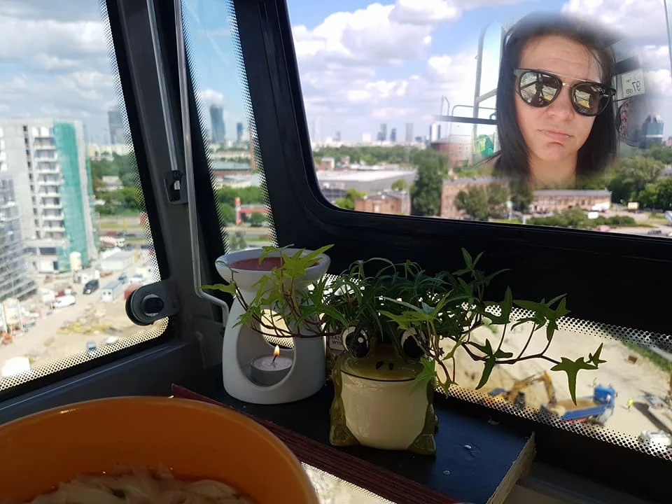 Agata od trzech lat jest operatorką żurawia wysokościowego.