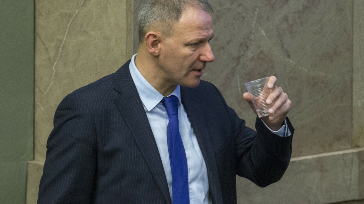 Jacek Protasiewicz napił się wina w godzinach pracy. "Nie widzę w tym nic złego". Jacek Protasiewicz napił się wina w godzinach pracy. "Nie widzę w tym nic złego".