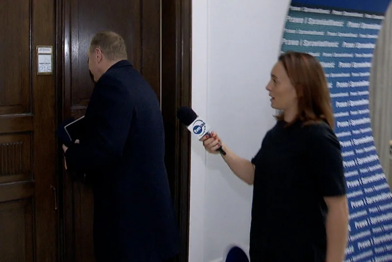 Jacek Kurski nie miał zbyt wiele do przekazania reporterce TVN24.