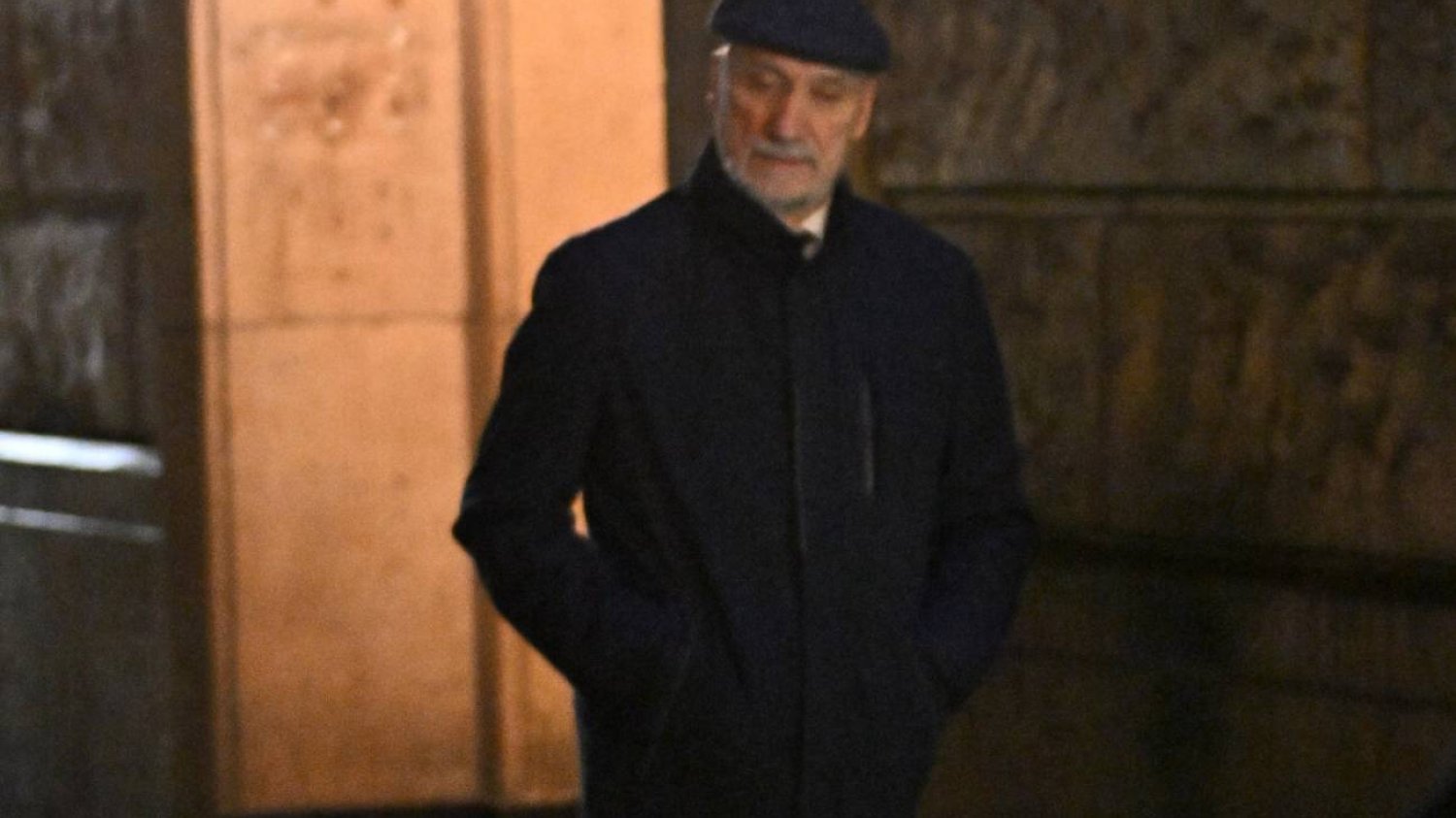 PiS urządziło "spontanicznego Sylwestra". Antoni Macierewicz przemawiał