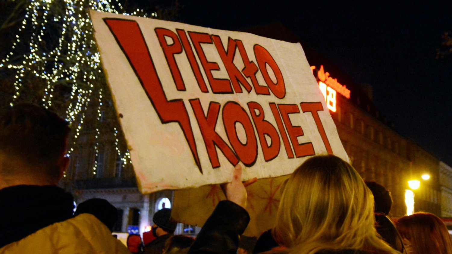 Liczba legalnych aborcji w Polsce drastycznie zmalała. Są dane na rok 2021.