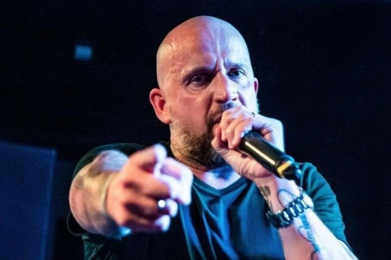 Peja w ostrym wpisie na Facebooku skomentował rządy PiS.