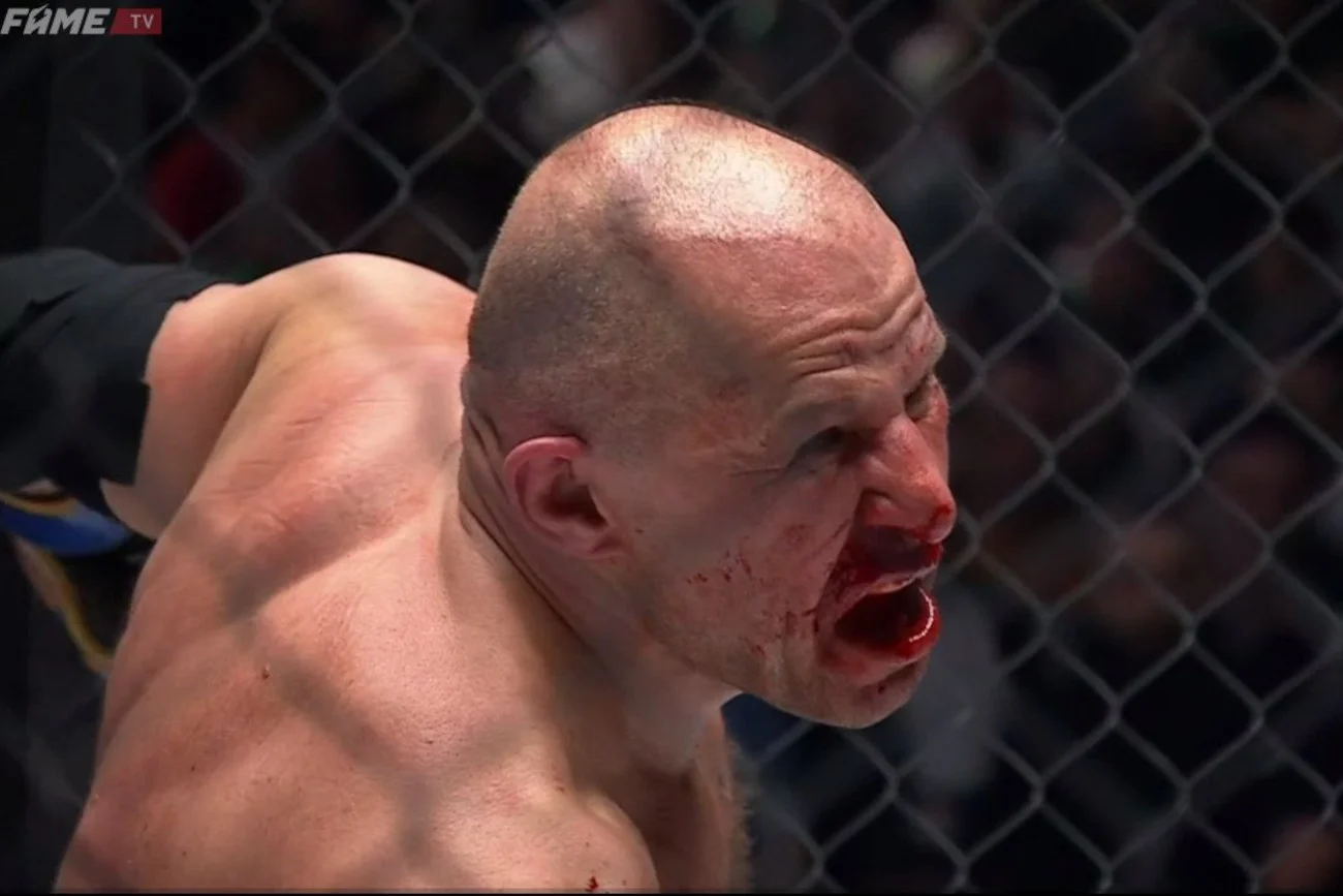Jacek Murański podczas gali FAME MMA 12 został zdyskwalifikowany m.in. za... ugryzienie przeciwnika.