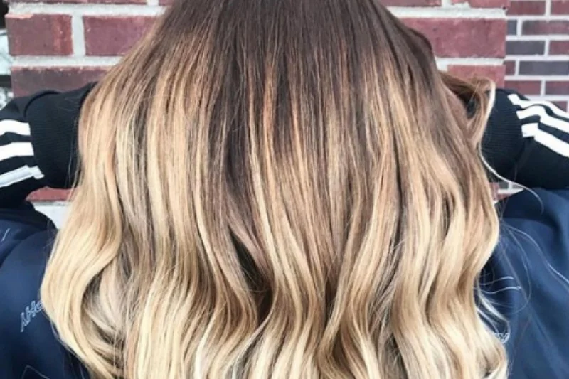Toasted coconut to godny następca ombré i sombré