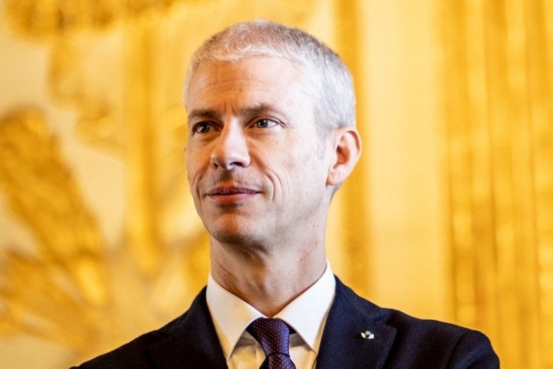 Minister kultury Francji został zakażony koronawirusem.