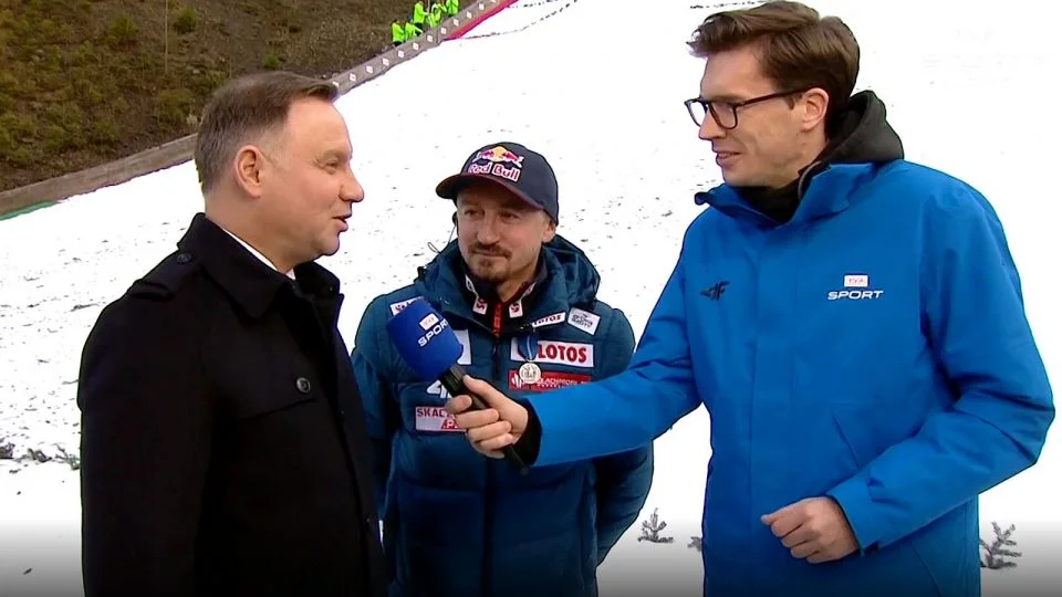 Adam Małysz wychwalał prezydenta Andrzeja Dudę przed kamerą TVP.