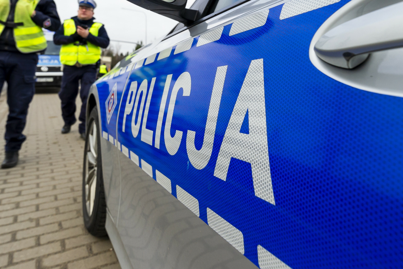 Bestialski gwałt w bramie w centrum Warszawy. Kryminolożka analizuje zachowanie podejrzanego.