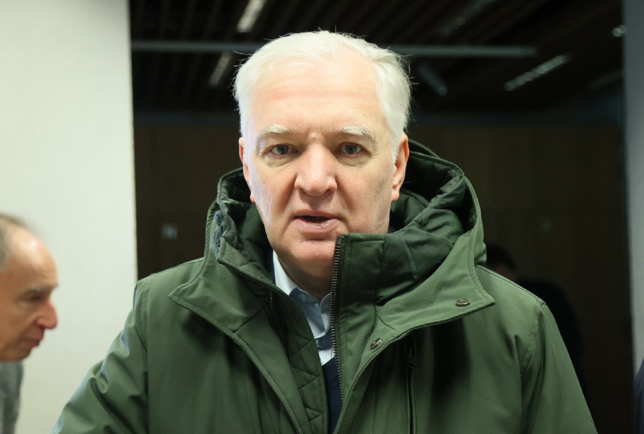 Nerwy w PiS przed przesłuchaniem Gowina. "Bardzo dużo wiemy o kulisach".