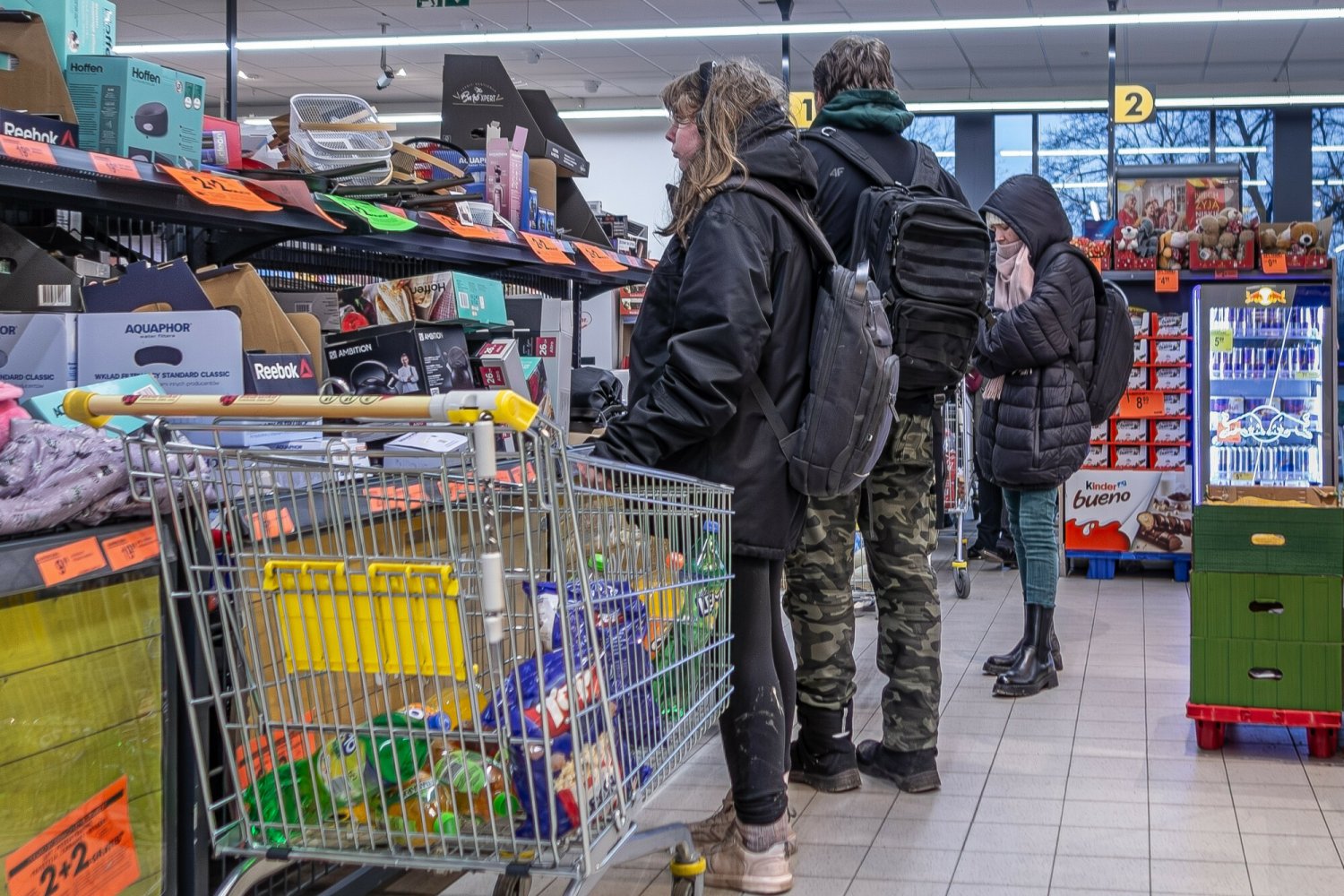 Air fryer za 200 zł w Biedronce. Sieć przeceniła beztłuszczową frytkownicę Extralink Home  SJ-500