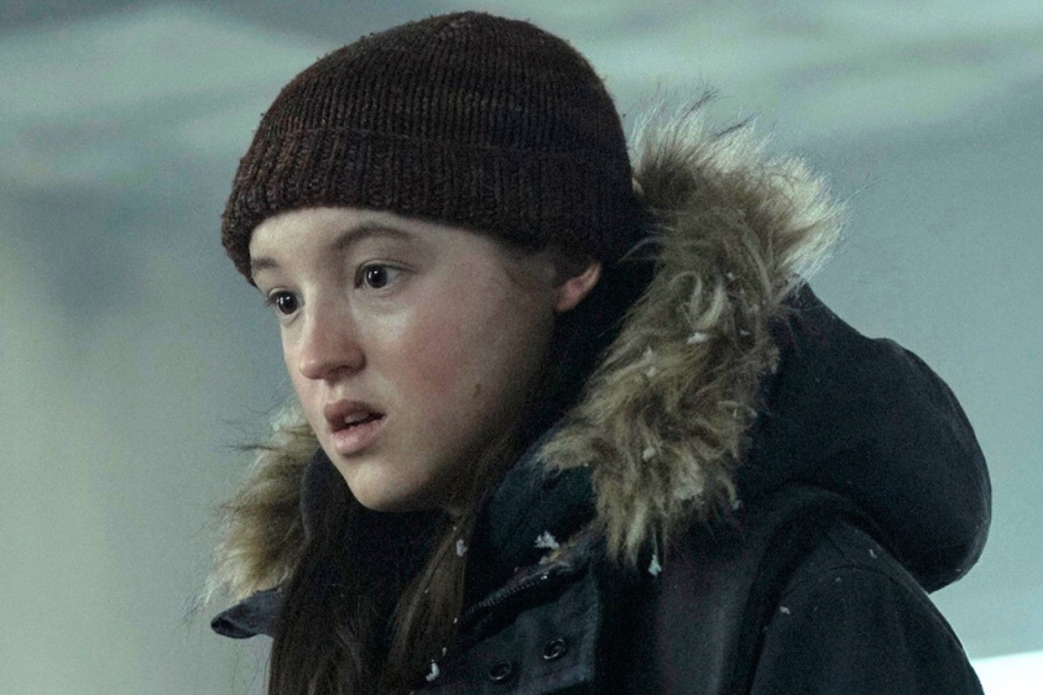 Tak gwiazdy "The Last of Us" zareagowały na szokującą scenę z 2. odcinka. Niektórzy płakali Śmierć Joela w 2. sezonie "The Last of Us". Bella Ramsey aż się popłakała