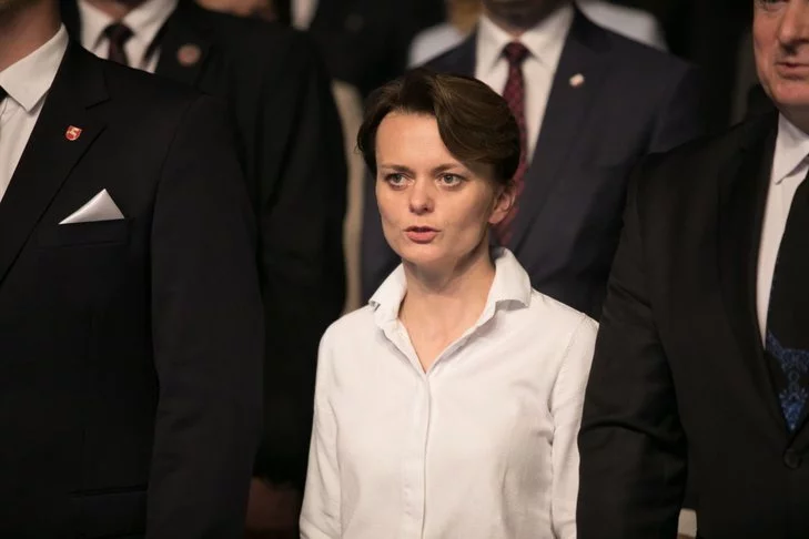 Jadwidze Emilewicz może nie udać się wprowadzić bonu turystycznego.