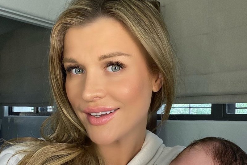 Joanna Krupa urodziła niedawno córeczkę.