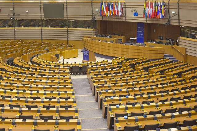 Europosłowie dostaną najprawdopodobniej dodatkowe pieniądze na asystentów