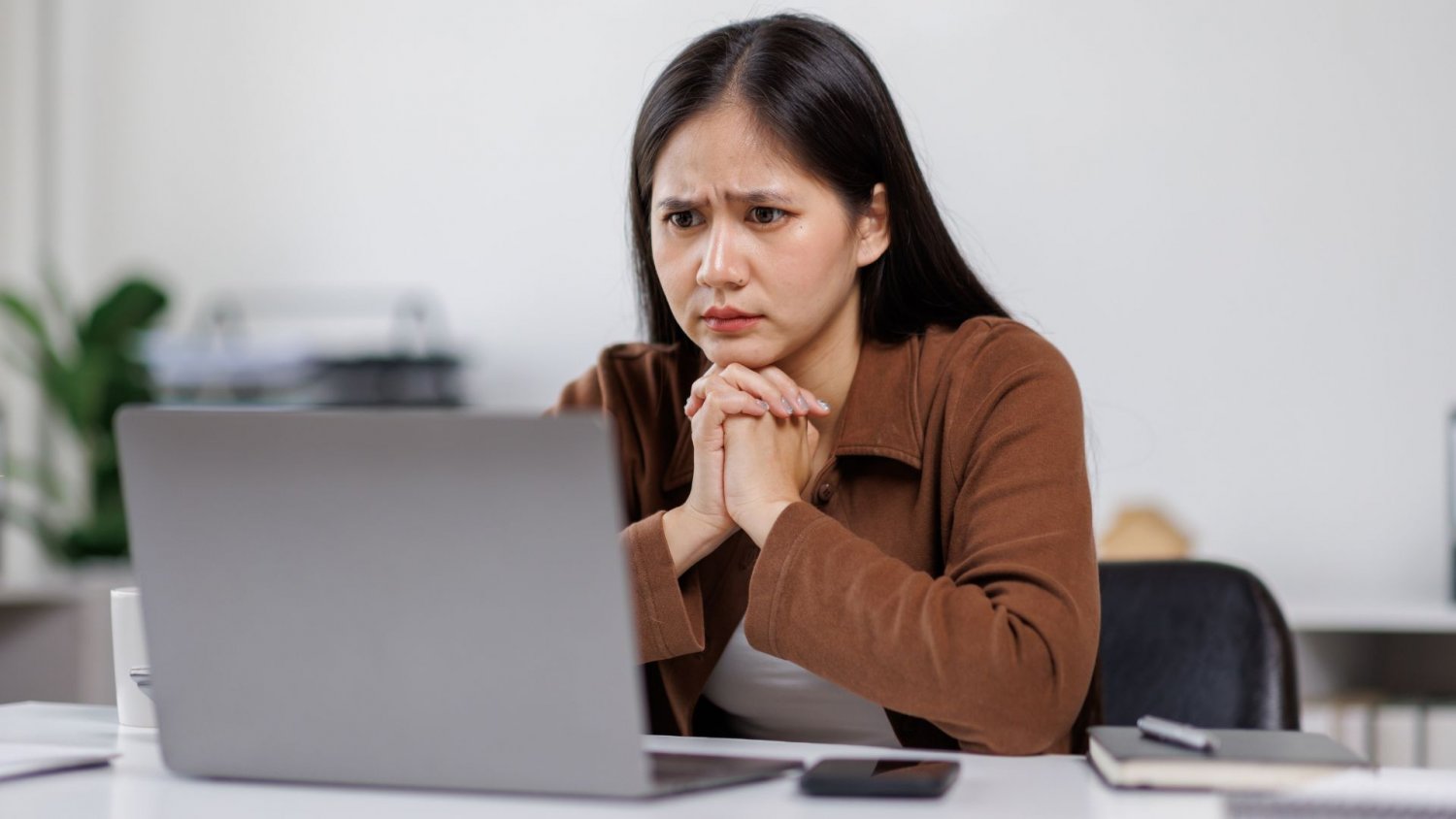 Nowe oszustwo na podatki. Łatwo stracić pieniądze przez jednego maila