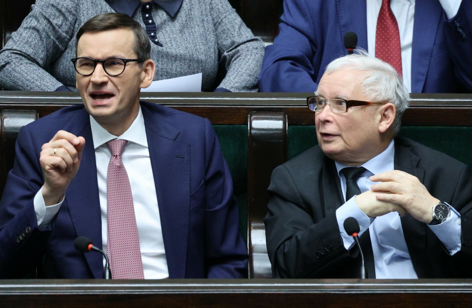 Fatalne notowania dla rządu PiS pokazuje nawet rządowy ośrodek CBOS.