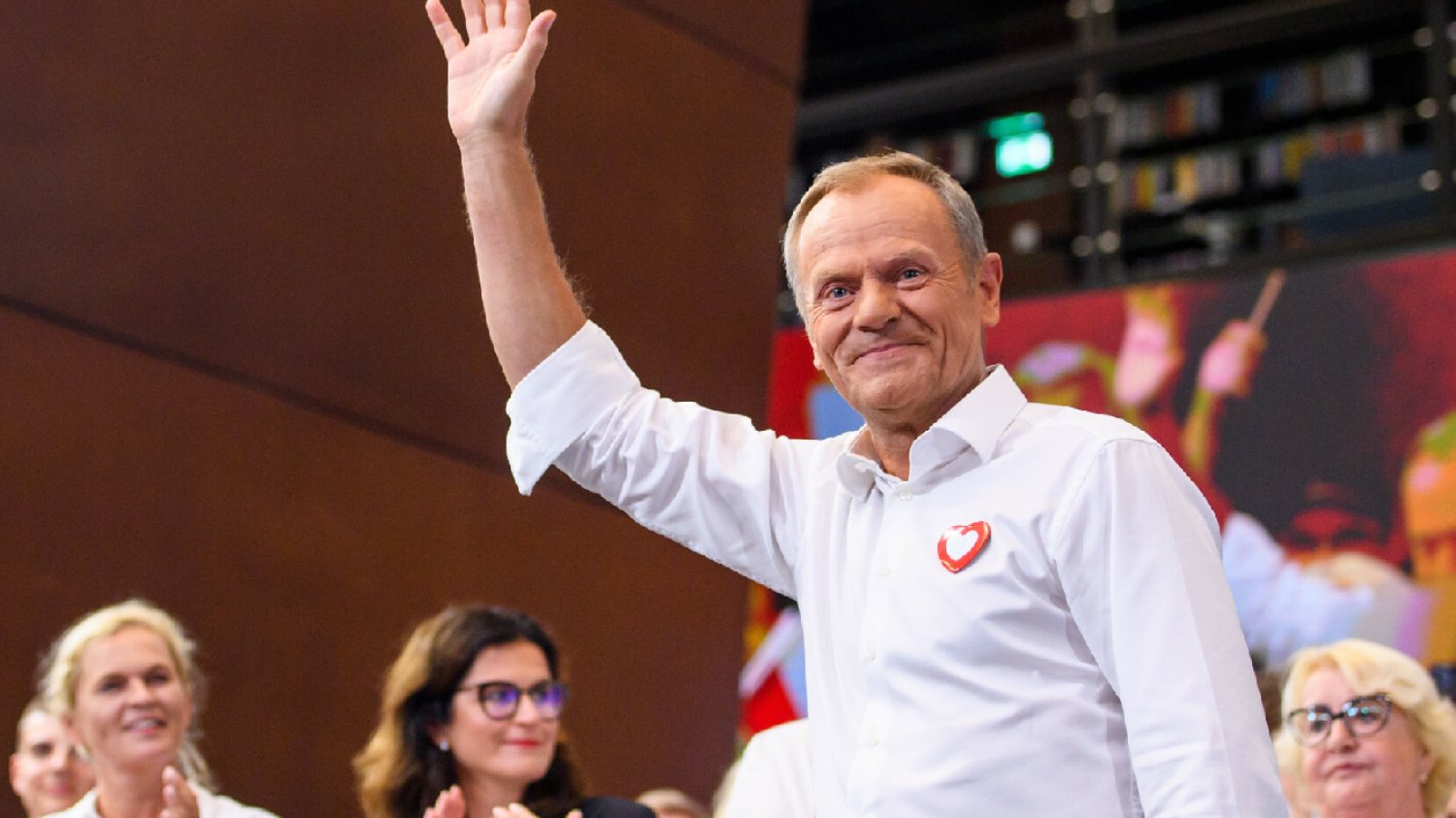 Donald Tusk ma powody do radości. Ogromne wpłaty na konto PO.