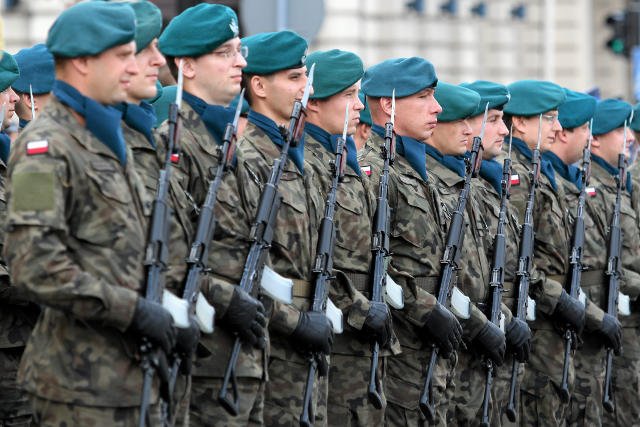 Firma Boeing chce sprzedać polskiemu wojsku swoje produkty