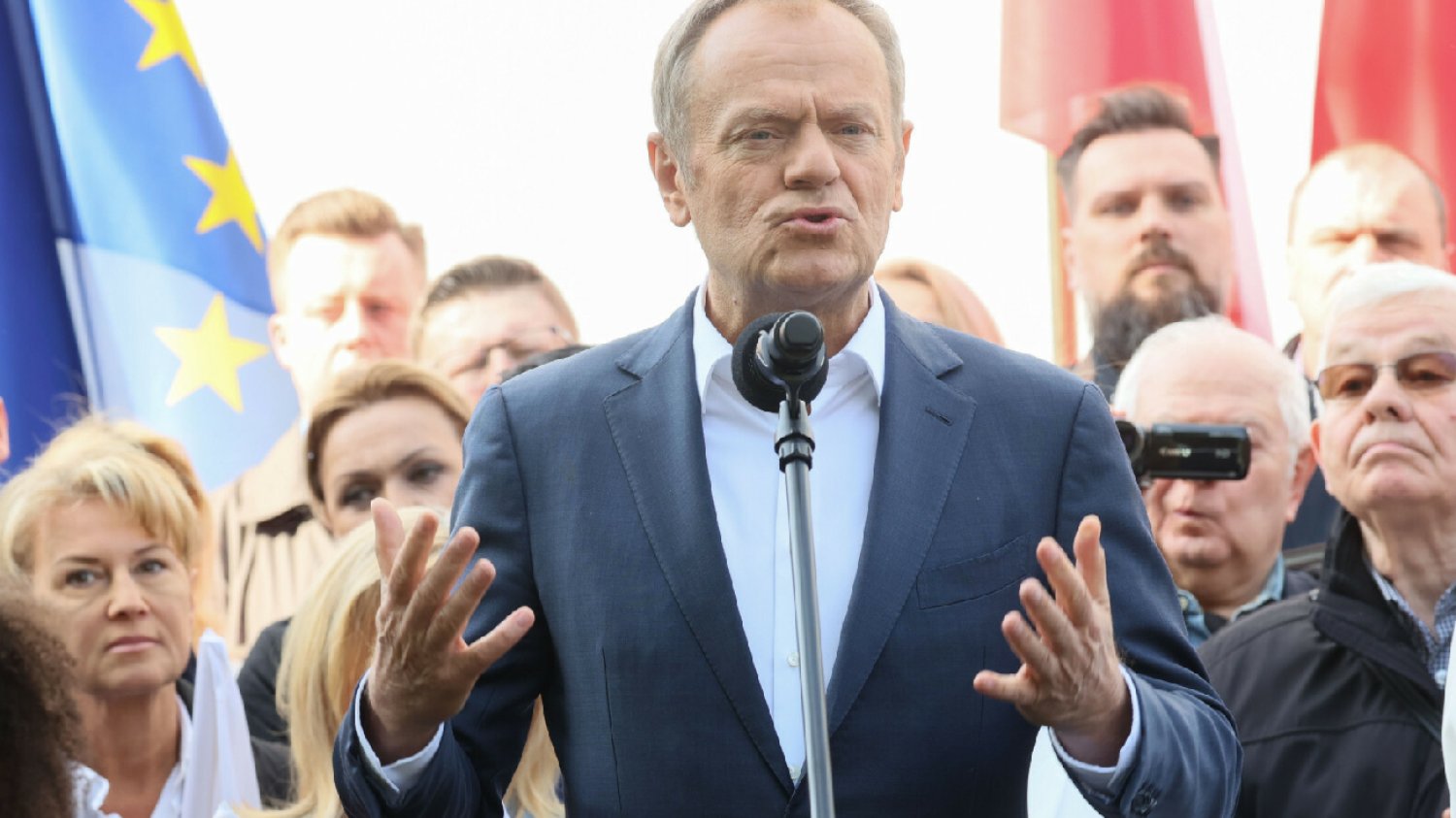 Sondaż. Tak Polacy oceniają Donalda Tuska i Mateusza Morawieckiego.