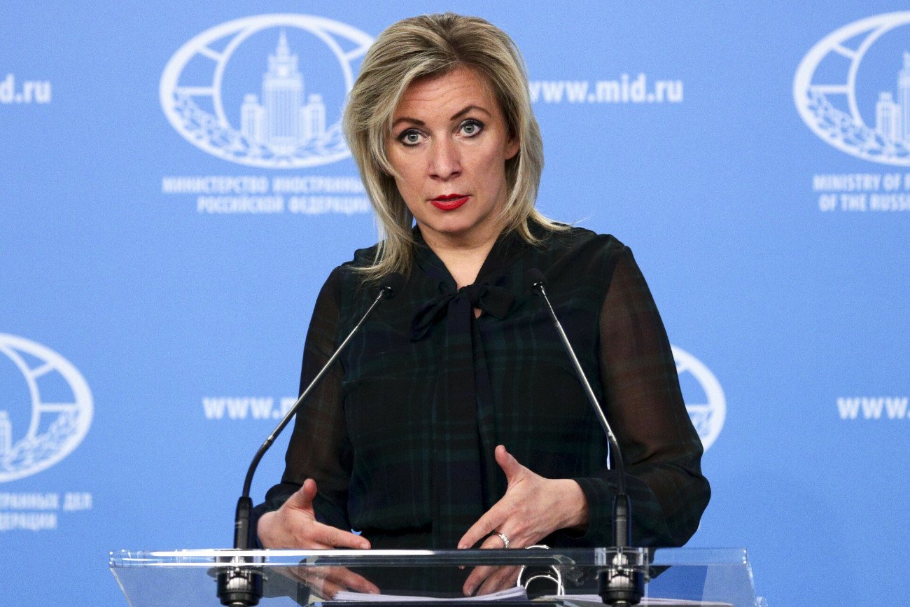 Rzeczniczka rosyjskiego MSZ Marija Zacharowa w niewybredny sposób skomentowała słowa Radosława Sikorskiego