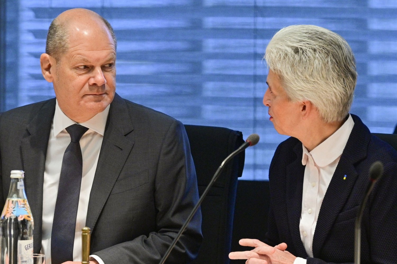 Marie-Agnes Strack-Zimmermann i Olaf Scholz