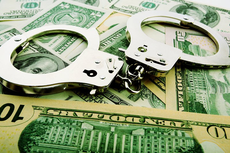 Afera Amber Gold to jedynie wierzchołek góry lodowej.