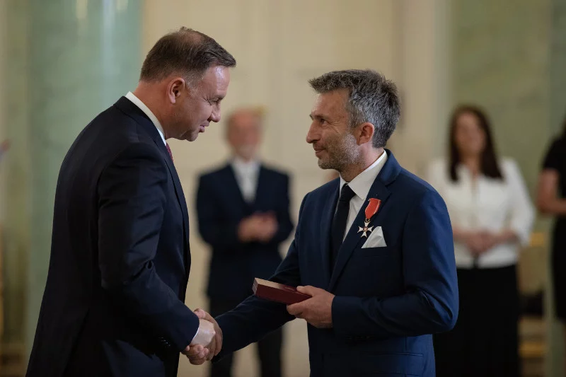 Piotr Tomala odznaczony Krzyżem Kawalerskim Orderu Odrodzenia Polski przez prezydenta Andrzeja Dudę