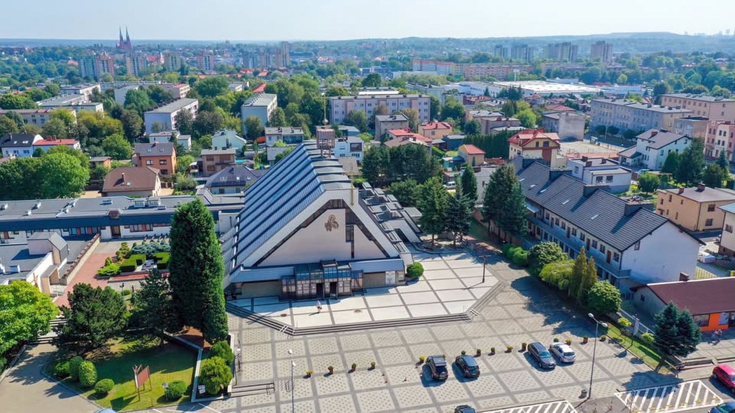 Technologia w służbie wiary. W kościele w Rybniku wierni przecierają oczy ze zdumienia Technologia w służbie wiary. W kościele w Rybniku wierni przecierają oczy ze zdumienia