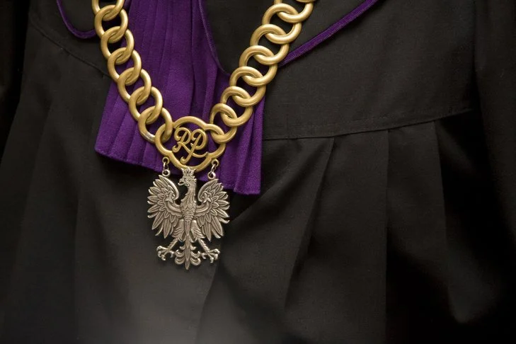 Sędzia z Rybnika została zaatakowana przez podsądnego. Iustitia wiąże to z kampanią nienawiści wobec sędziów rozpętaną przez PiS.