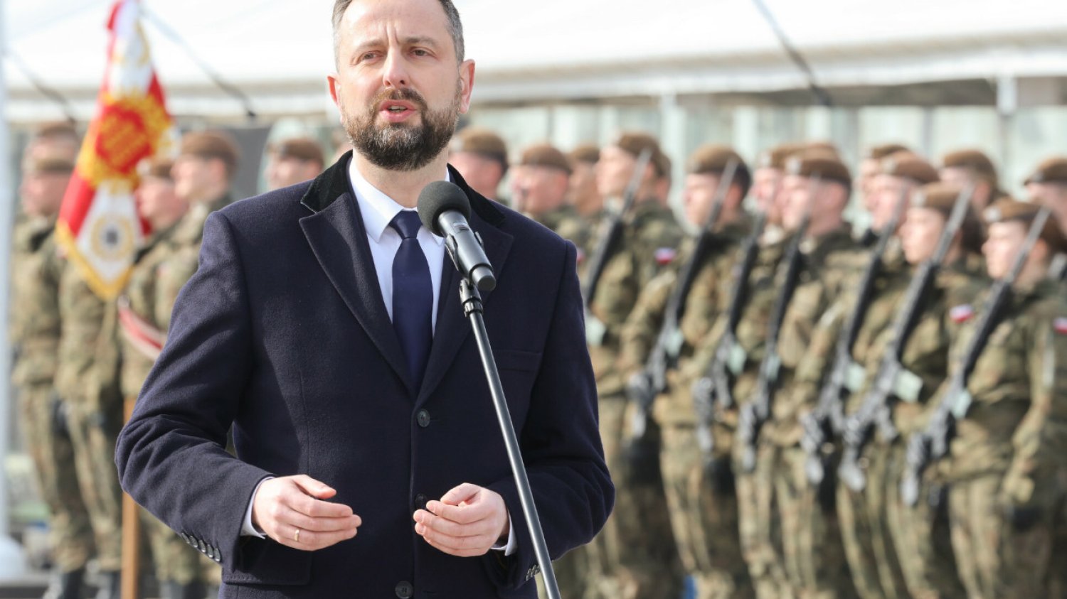 Czy wróci obowiązkowy pobór do wojska? Szef MON odpowiada