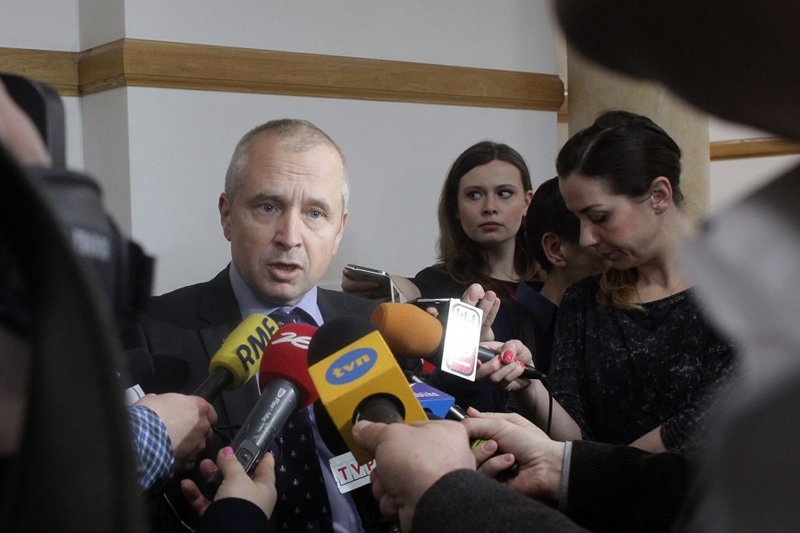 – Totalny cynizm – tak mecenas Jacek Dubois komentuje apel Mariusza Kamińskiego o nieupublicznianie sprawy senatora Józefa Piniora.