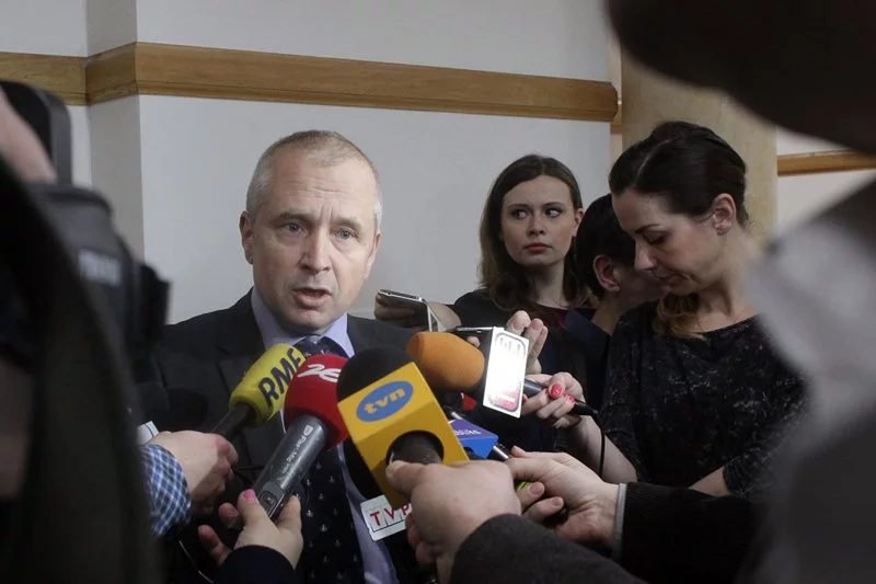 – Totalny cynizm – tak mecenas Jacek Dubois komentuje apel Mariusza Kamińskiego o nieupublicznianie sprawy senatora Józefa Piniora.